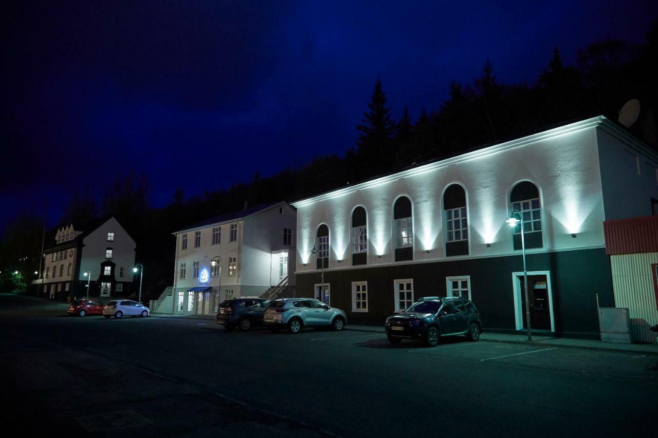 Hotel Akureyri Dynheimar Exterior photo